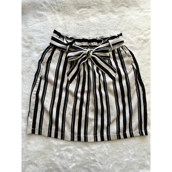 TOPSHOP Womens White Striped Viscose A-Line Skirt Size US 6 - Belt included - Picture 1 of 7